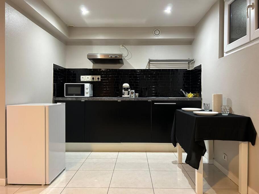 Cosy Studio - 10 Min Away From Cdg Aeroport - 30 Min Away From Paris - Parc Asterix - Olympic Games 2024 Le Thillay Exterior photo